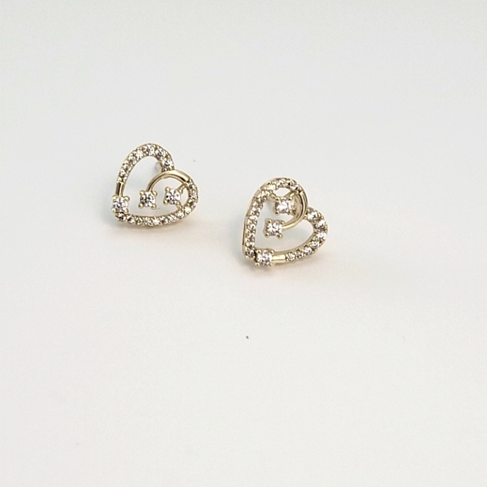 Beautiful Women's Earrings with Heart Shape